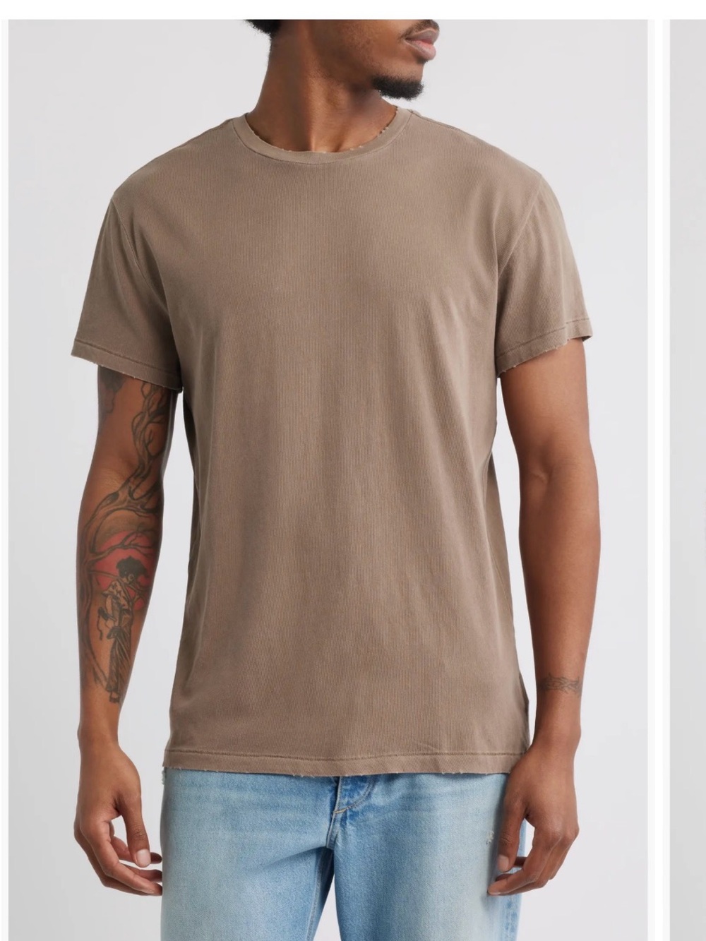 Elwood 100% Organic Cotton Distressed Crewneck Tee , Small